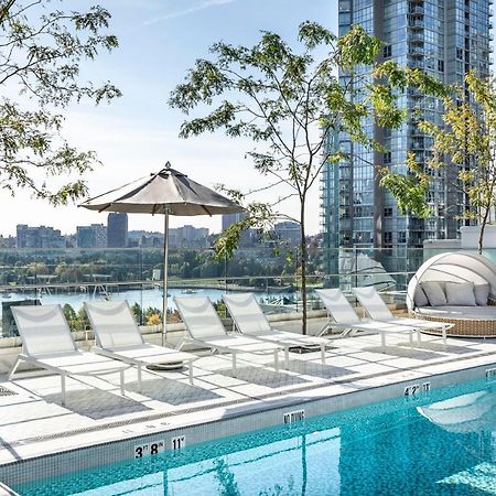 Level Yaletown - Richards Aparthotel Ванкувър Екстериор снимка