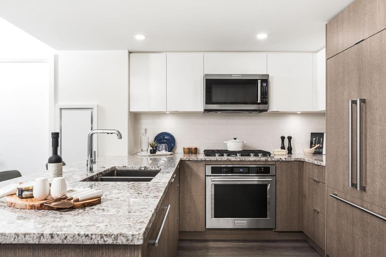 Level Yaletown - Richards Aparthotel Ванкувър Екстериор снимка
