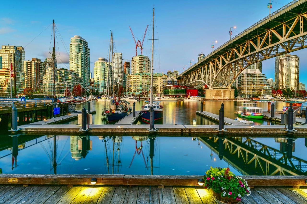 Level Yaletown - Richards Aparthotel Ванкувър Екстериор снимка