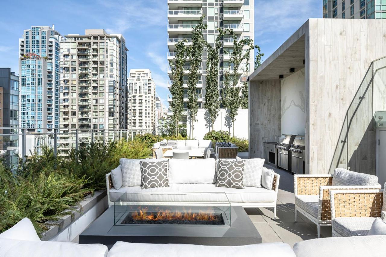 Level Yaletown - Richards Aparthotel Ванкувър Екстериор снимка